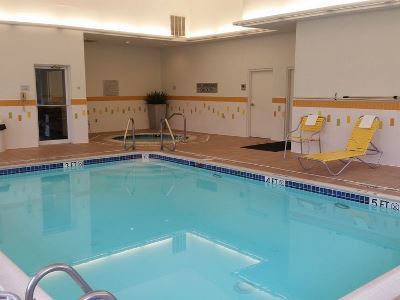 Fairfield Inn & Suites Butler Eksteriør billede
