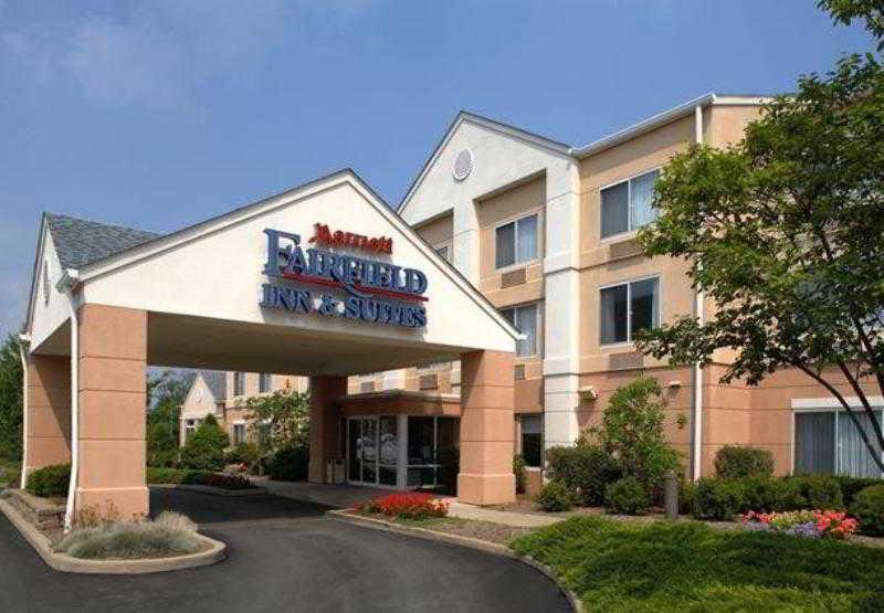 Fairfield Inn & Suites Butler Eksteriør billede